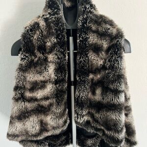 Ark & Co. Faux Chinchilla Fur Vest Size M